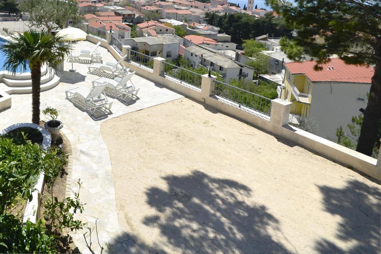 Family Friendly Apartments With A Swimming Pool Baska Voda, Makarska - 12442 Εξωτερικό φωτογραφία