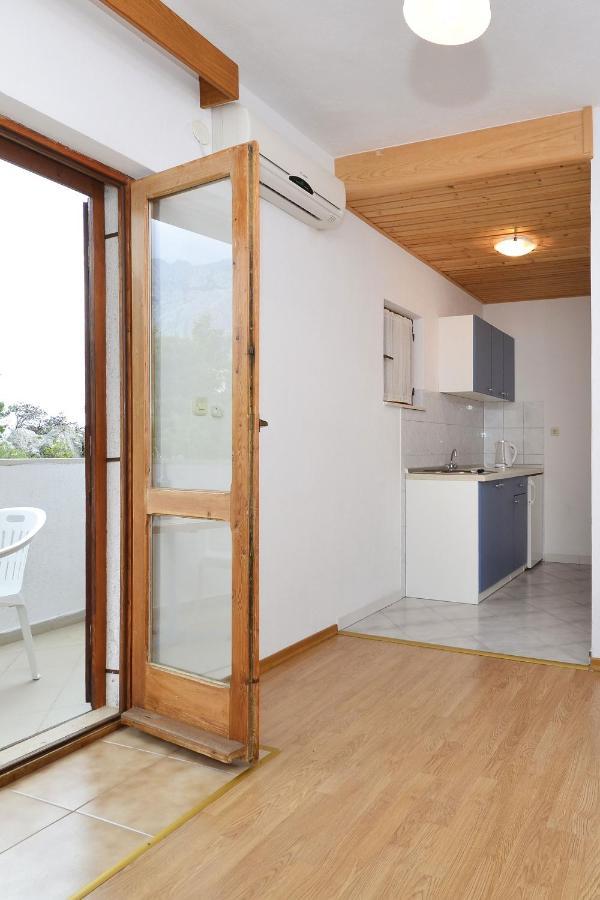 Family Friendly Apartments With A Swimming Pool Baska Voda, Makarska - 12442 Εξωτερικό φωτογραφία