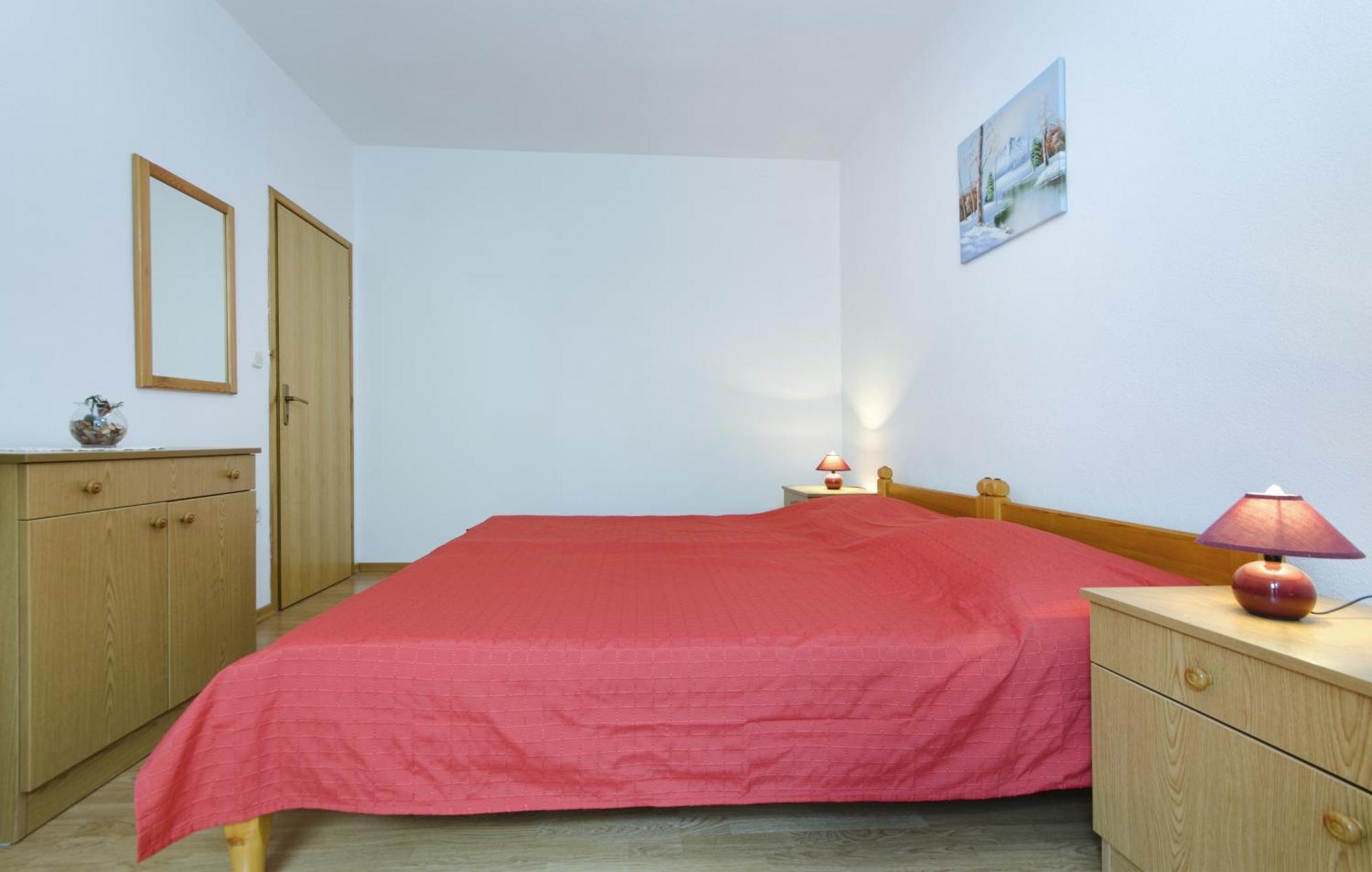 Family Friendly Apartments With A Swimming Pool Baska Voda, Makarska - 12442 Δωμάτιο φωτογραφία