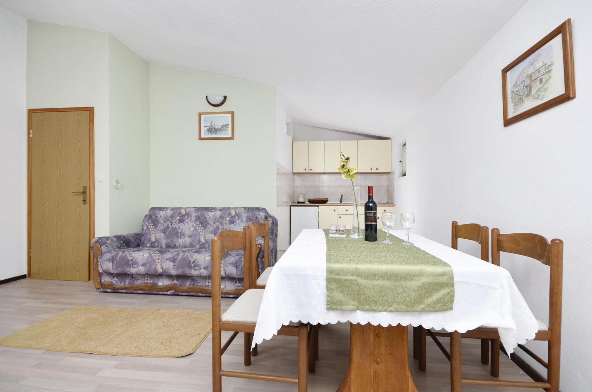Family Friendly Apartments With A Swimming Pool Baska Voda, Makarska - 12442 Δωμάτιο φωτογραφία
